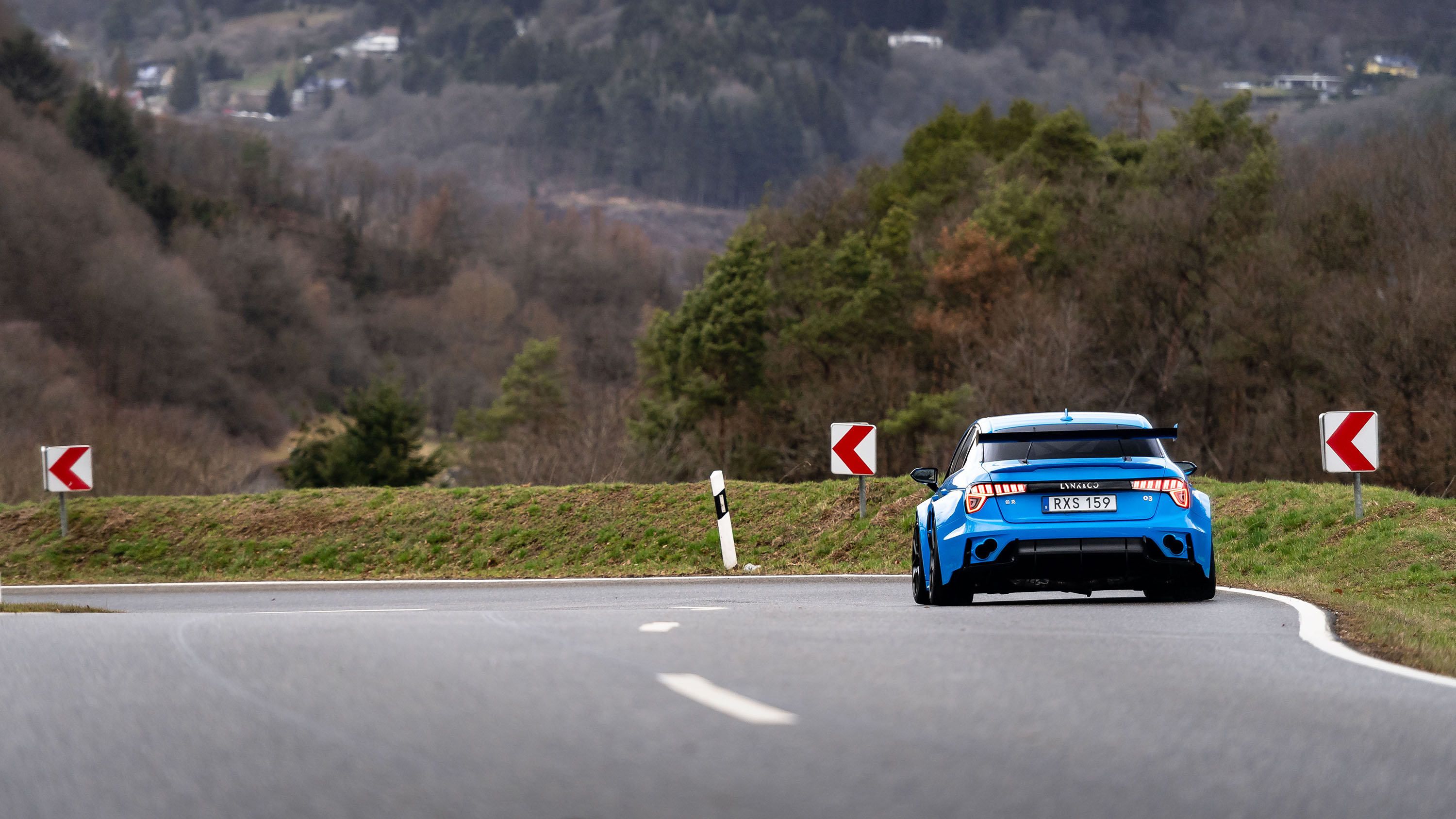 lynkco_03_cyan_nordschleife_8.jpg