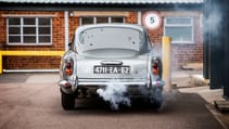 1965-aston-martin-db5-bond-car-_9.jpg