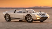 1965-ford-gt40-roadster-prototype-_0.jpg