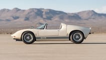 1965-ford-gt40-roadster-prototype-_4.jpg