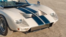 1965-ford-gt40-roadster-prototype-_6.jpg