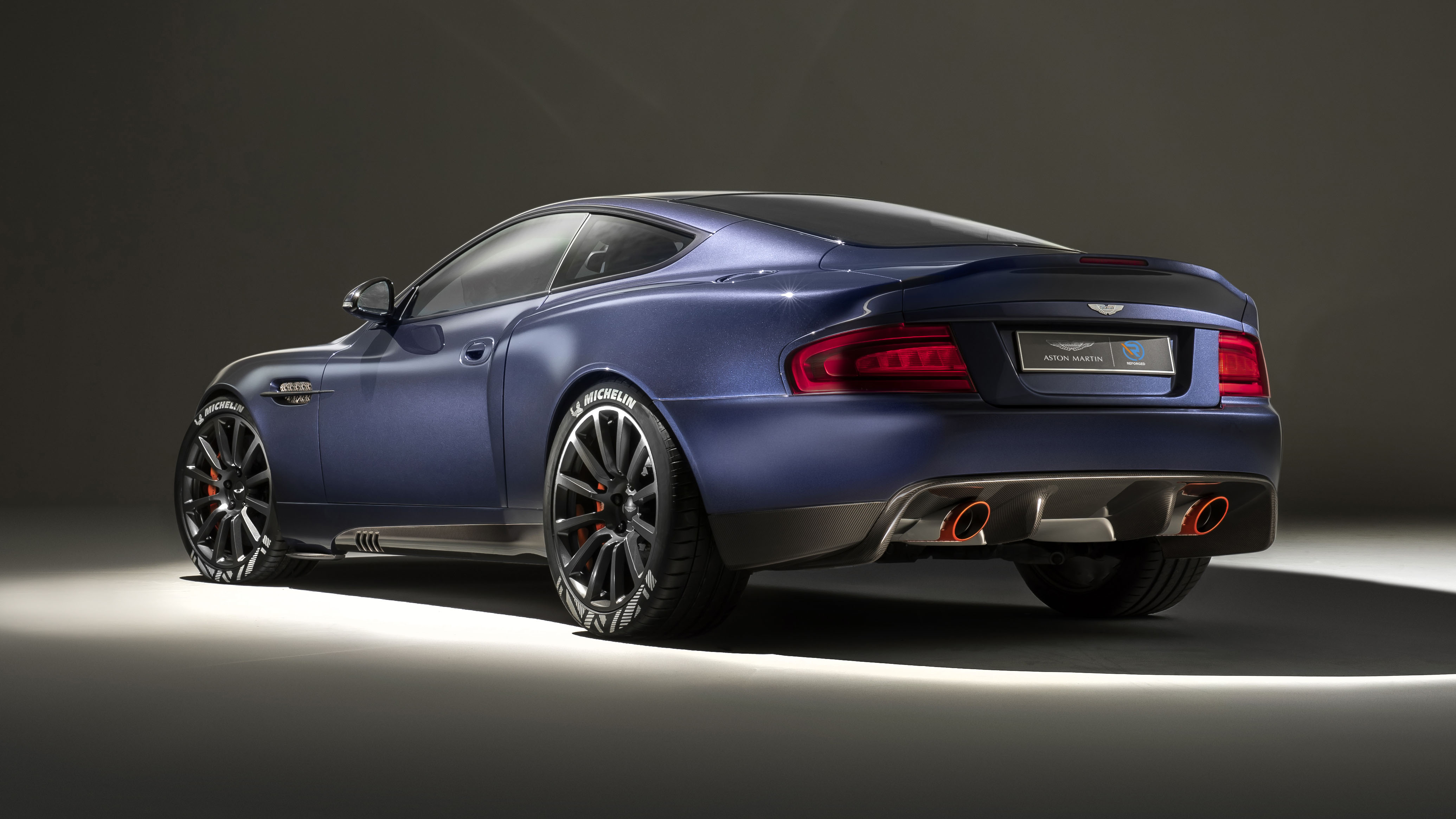 aston_martin_vanquish_25_by_callum_2.jpg