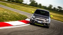 1793149_190911_abarth_595-pista_09.jpg