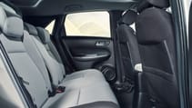193853_honda_jazz_magic_seat_detail_interior.jpg