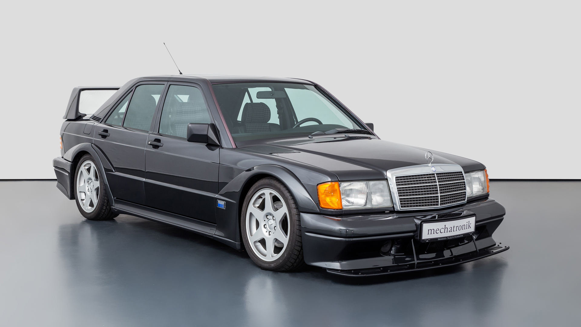 eindeloos Voorbereiding rivier Classified of the week: stunning Mercedes 190 E 2.5-16 Evo II | Top Gear