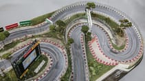 formula-1-slot-car-racetrack_17.jpg