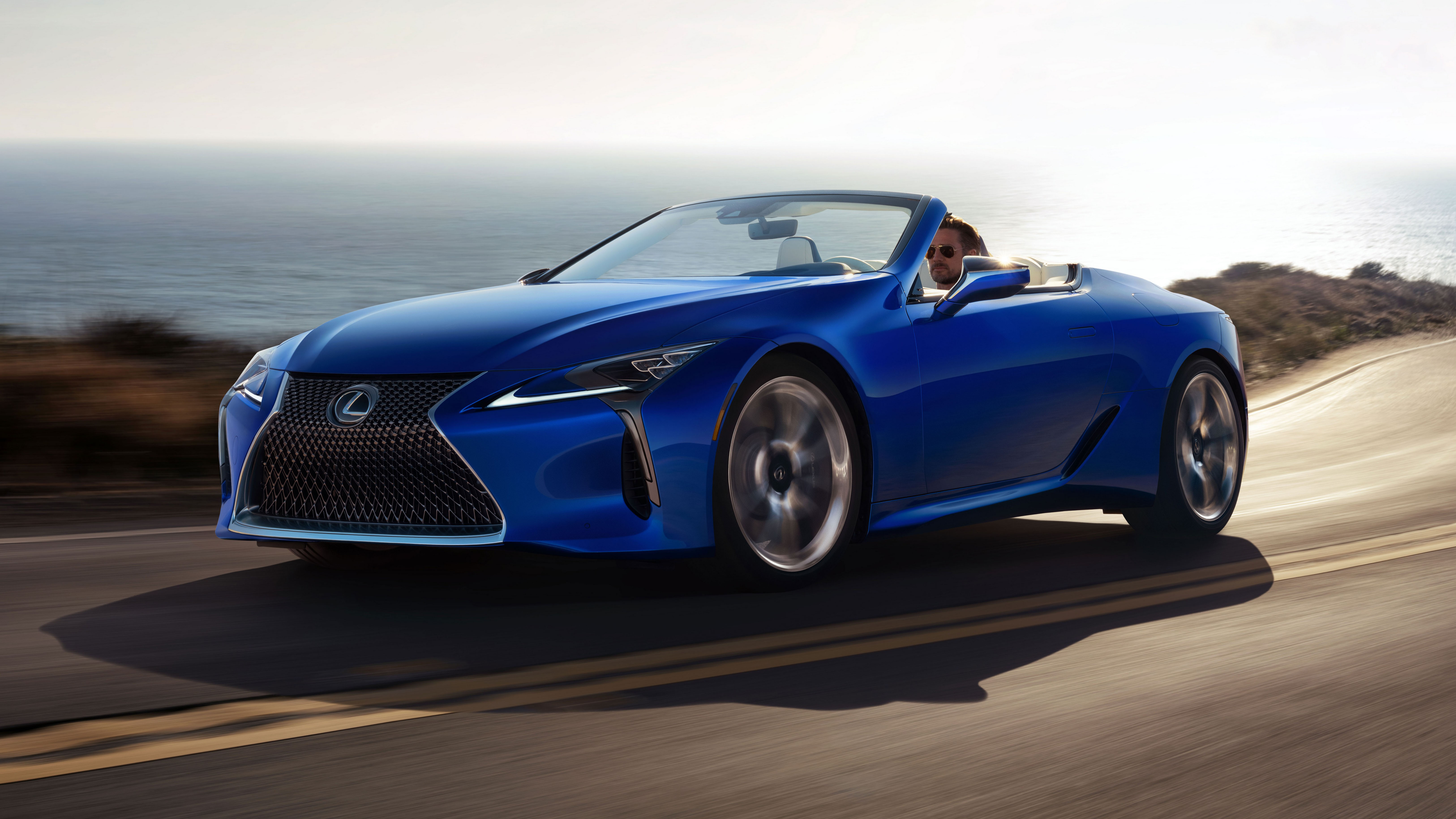 2021_lexus_lc_500_convertible_07.jpg