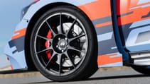 1823395_39373-hyundairm19.jpg