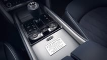 mulsanne_675_edition_-_11_plaque.jpg