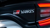 yaris_gr_003.jpg