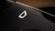 czinger_teases_21cs_design_lines_and_logo.jpg