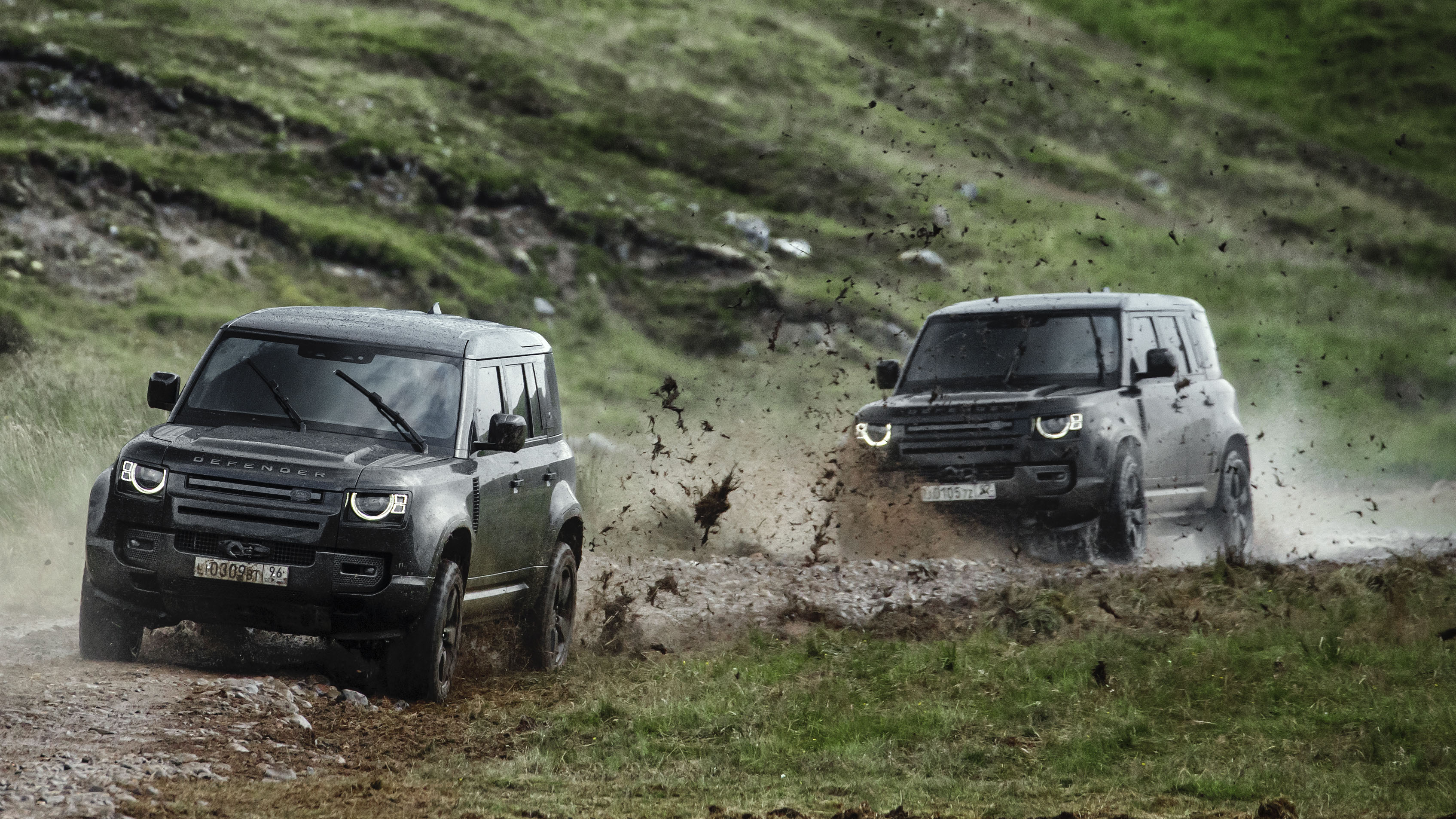 Land Rover Defender 1972 пустыня