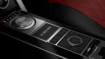 aj_rangerover_svo_comissioningplate_0077.jpg