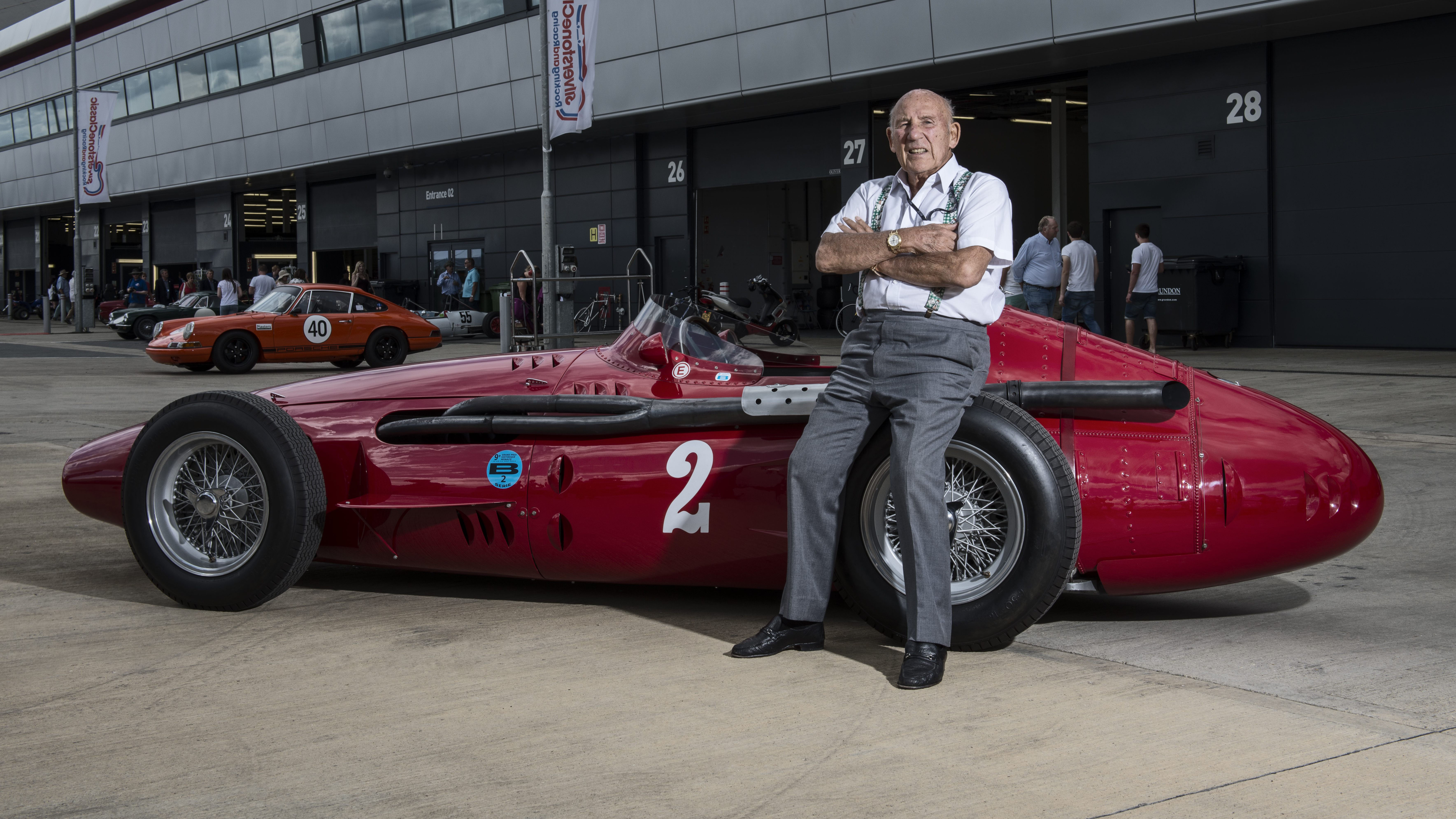 05_stirling_moss_and_250f_1.jpg
