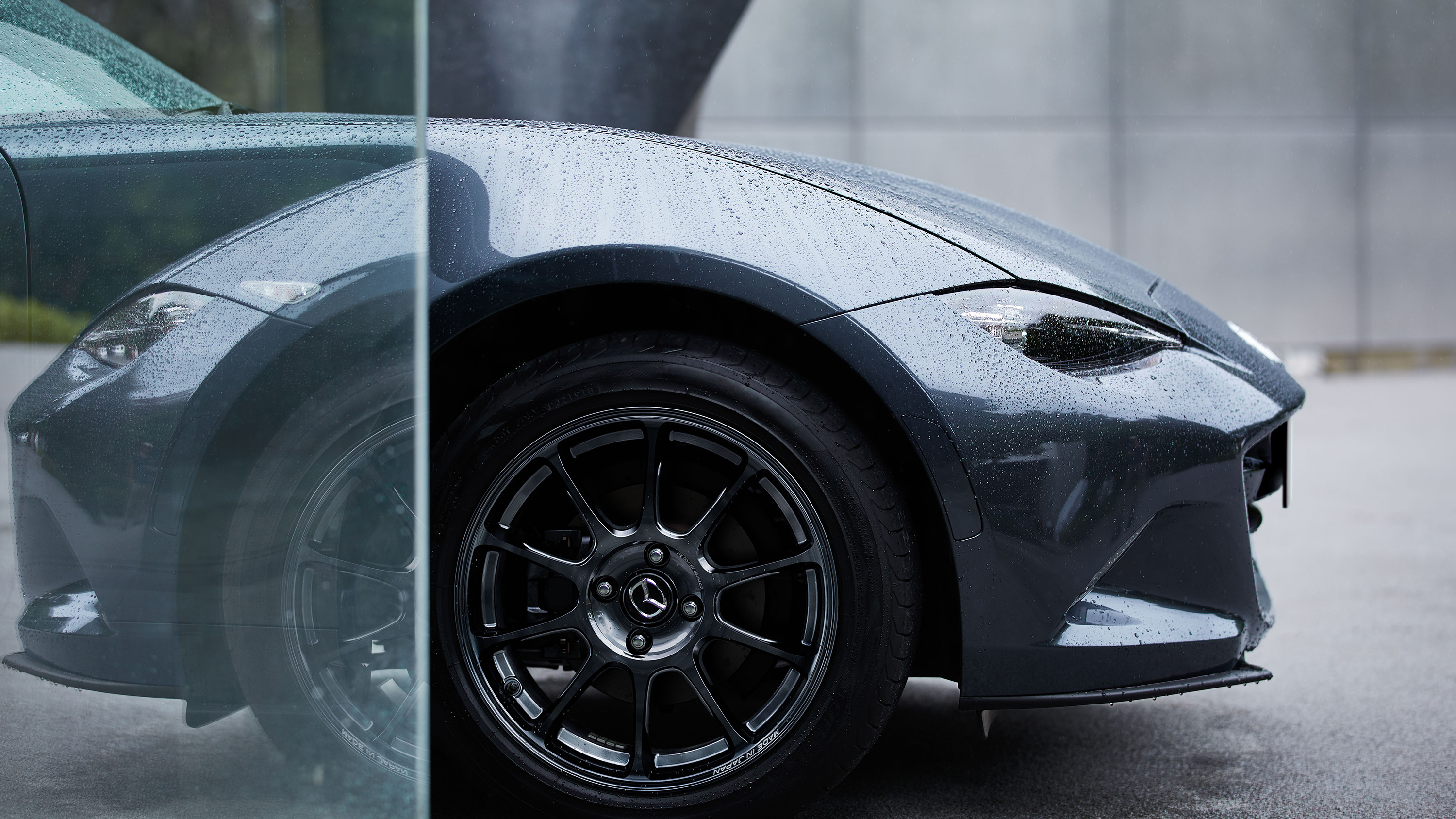 2019_mx-5_ipm3_softtop_uk_rhd_c04_ext_front.jpg