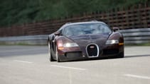 007_15_years_veyron_400.jpg