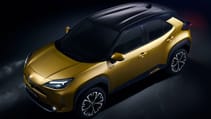 toyota_new_yaris_cross_high_front_left.jpg