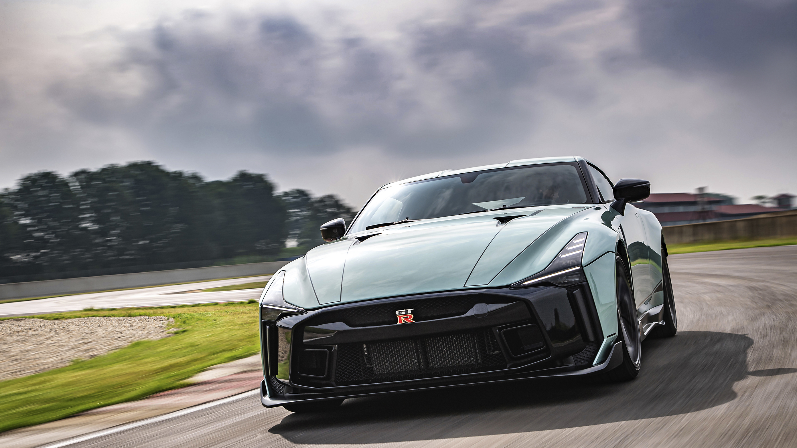 gt-r50by_italdesign_6.jpg