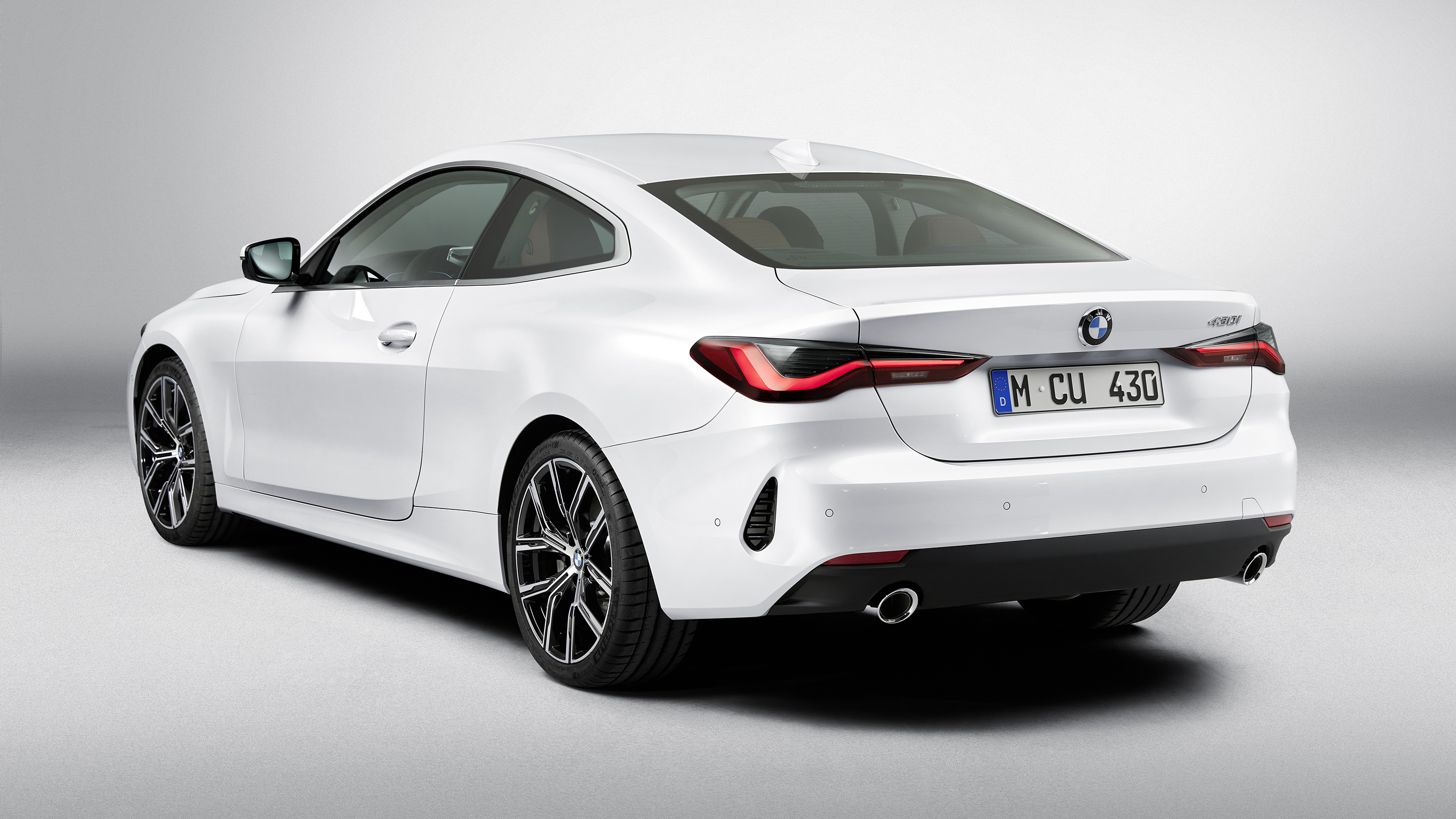 p90390042_highres_bmw-430i-coup-minera.jpg