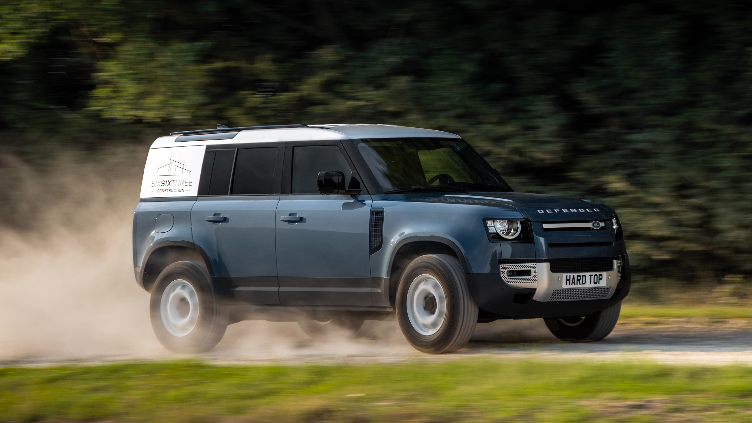 lr_def_hard_top_300620_07.jpg