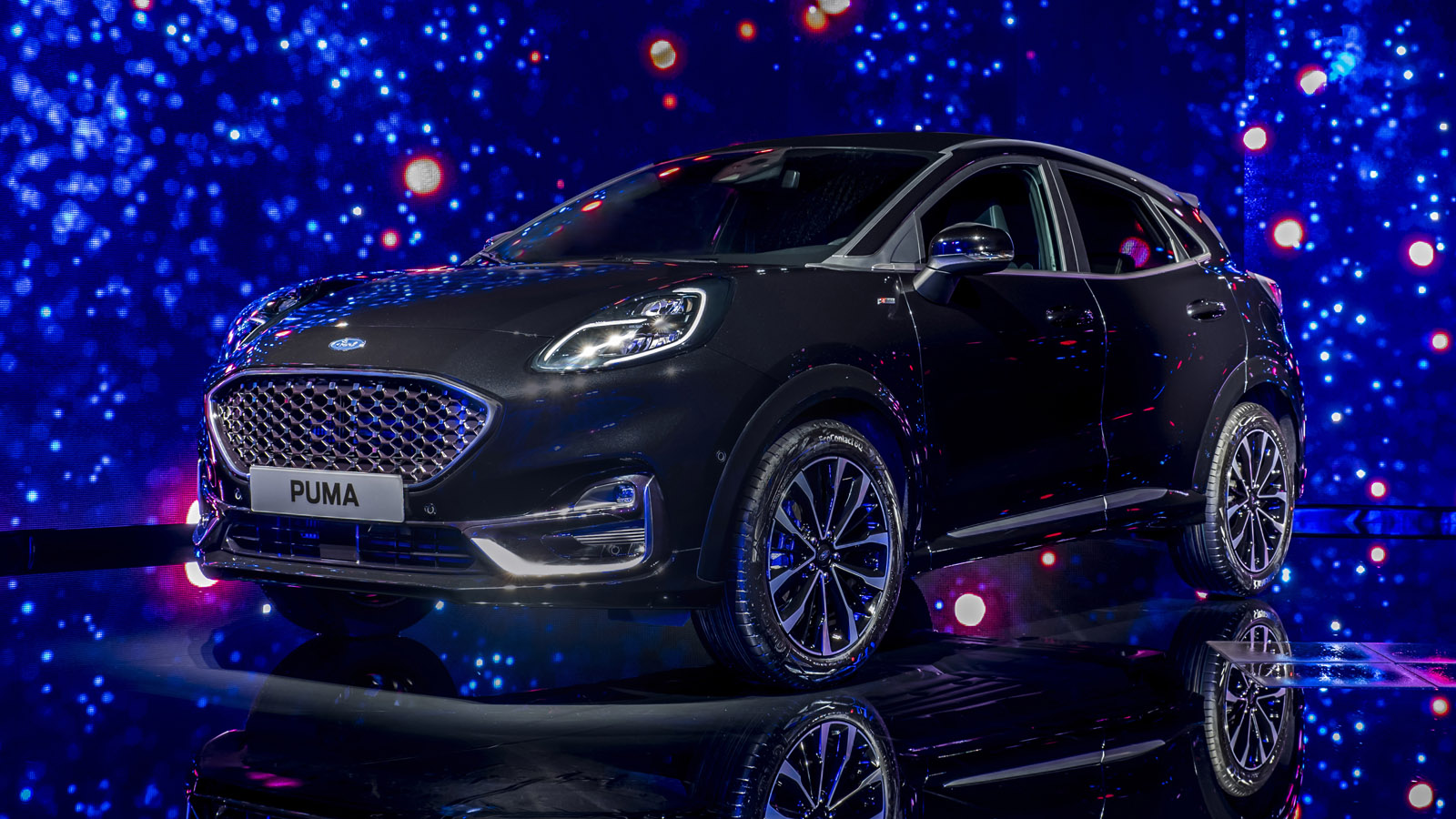 ford_2020_puma_st-line_x_vignale_002_49945928017_o.jpg