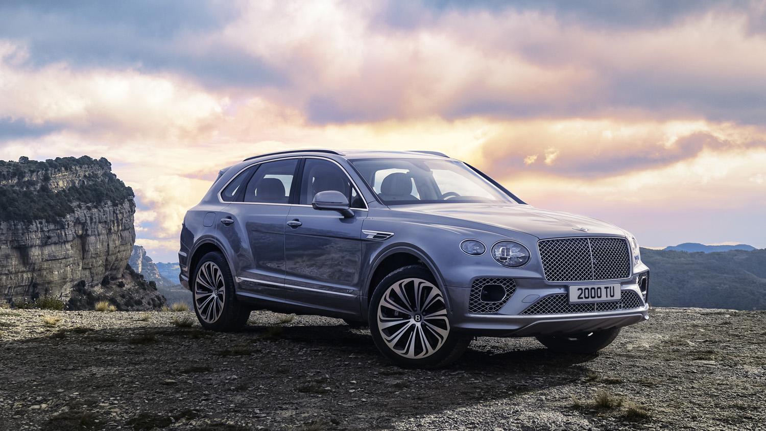 new_bentayga_-_hallmark_-_1.jpg