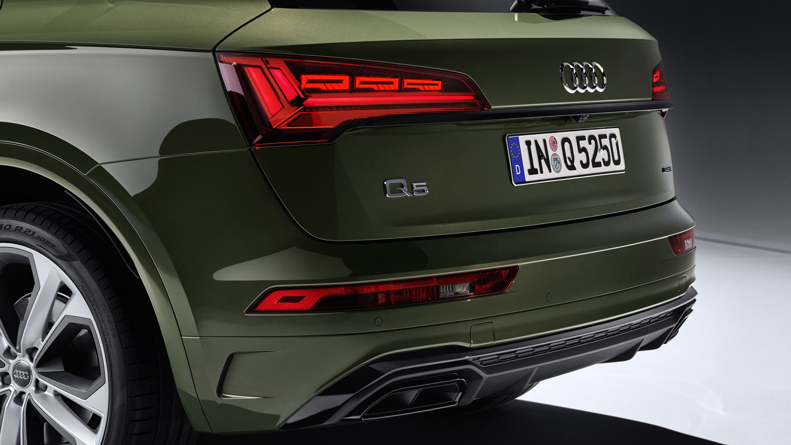 Audi Cars Tell You How Fast to Go to Catch All Green Lights