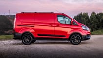 ford_2020_transit_custom_trail_06.jpg
