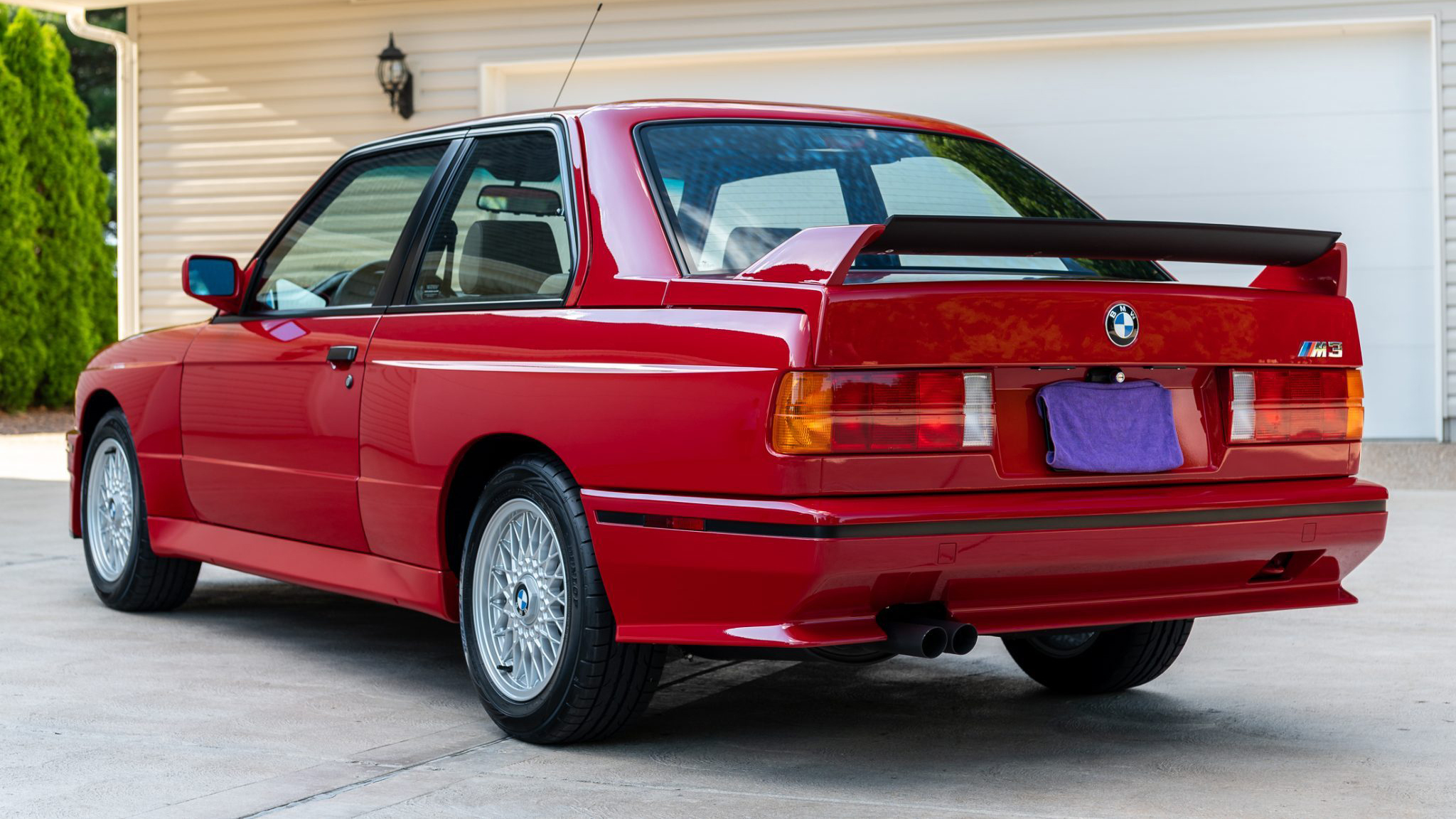 E30 m3 new arrivals rear spoiler