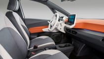 db2019au01079_large.jpg