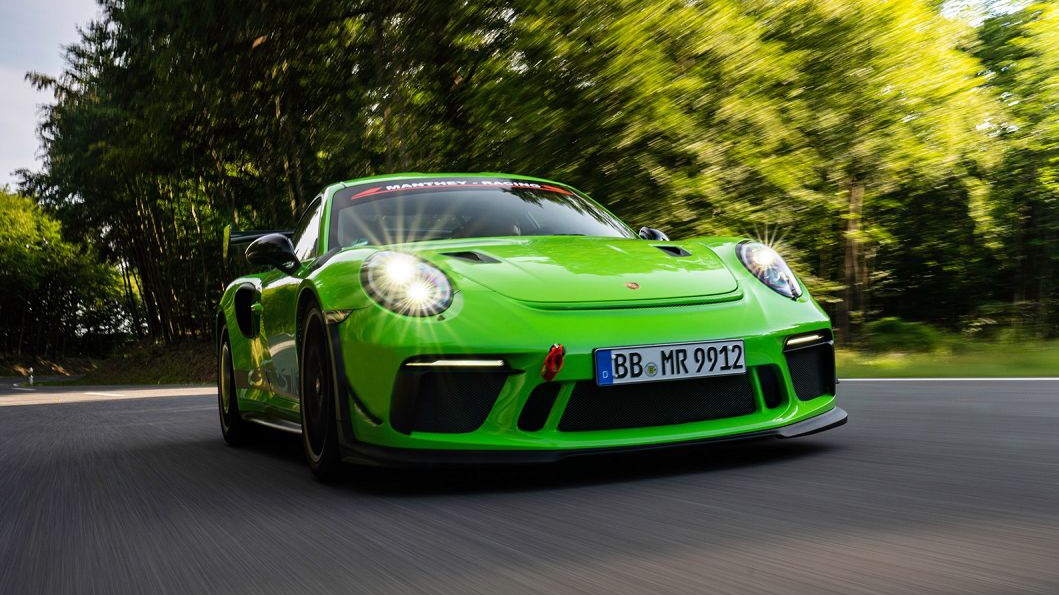 pressemitteilung-gt3-rs-mr-rgb-001.jpg