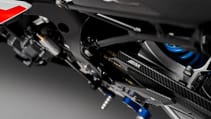 p90398281_highres_the-new-bmw-m-1000-r.jpg