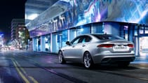 jag_xe_21my_exterior_061020_029_glhd.jpg