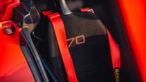 donkervoort_d8_gto-jd70_r_-_017.jpg