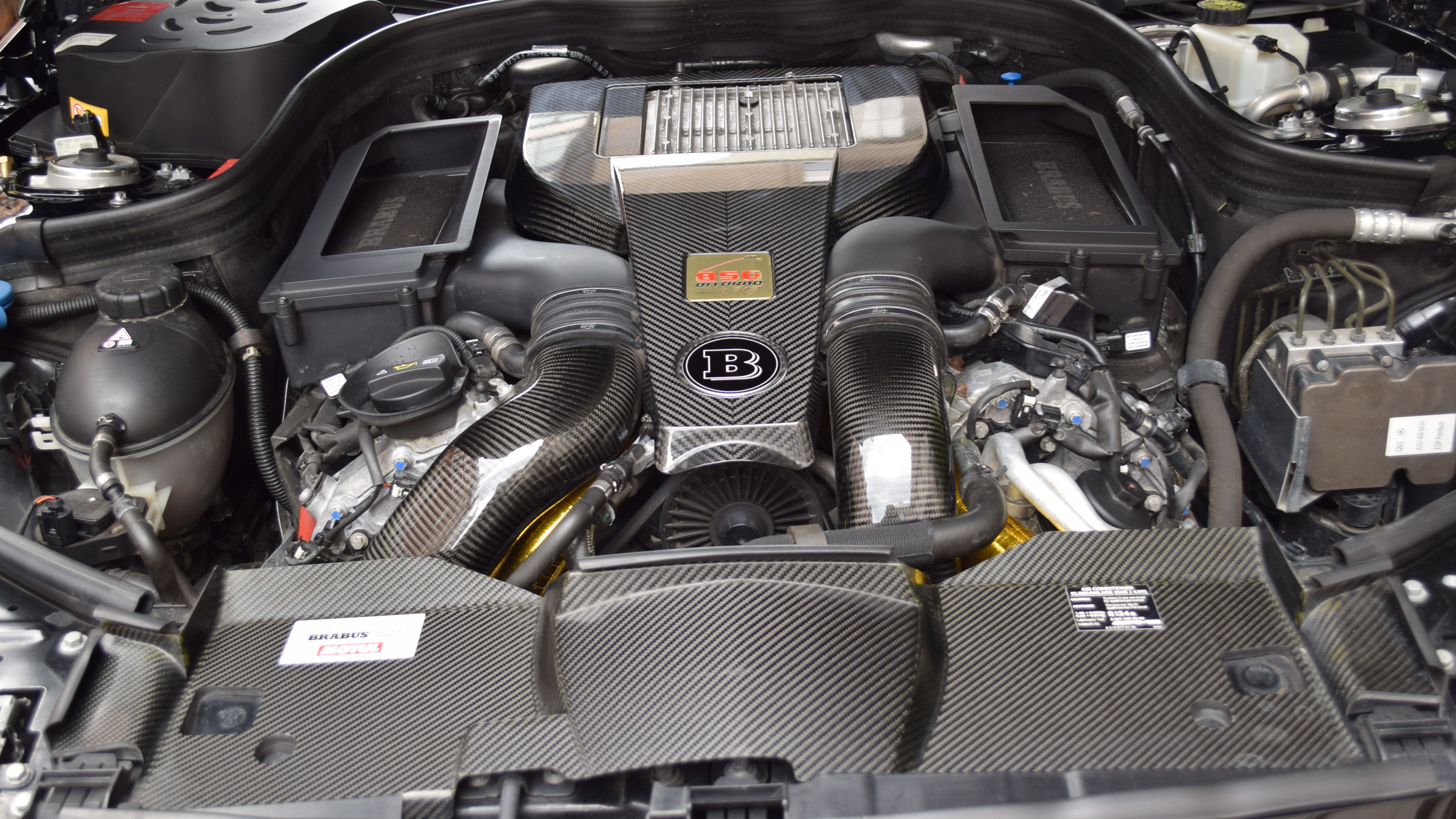 brabus_850_on_e_63_0090.jpg