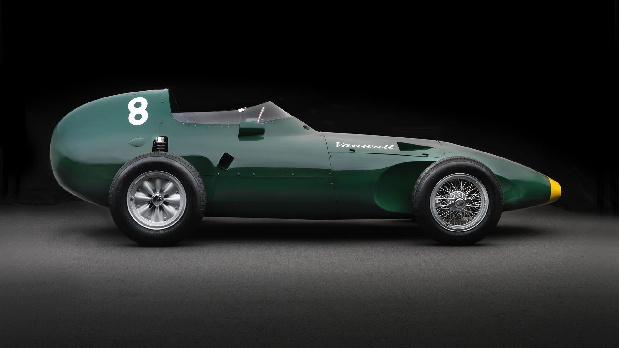 vanwall_formula_1_1958_profile.jpg