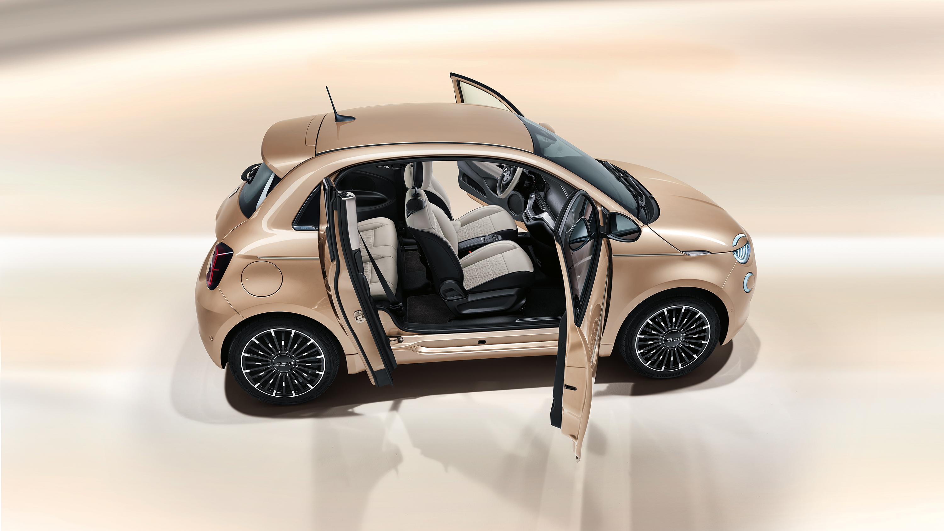Fiat 500e 4 door deals