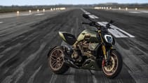 ducati_diavel_1260_lamborghini_1.jpg