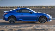 2022_subaru_brz_003.jpg
