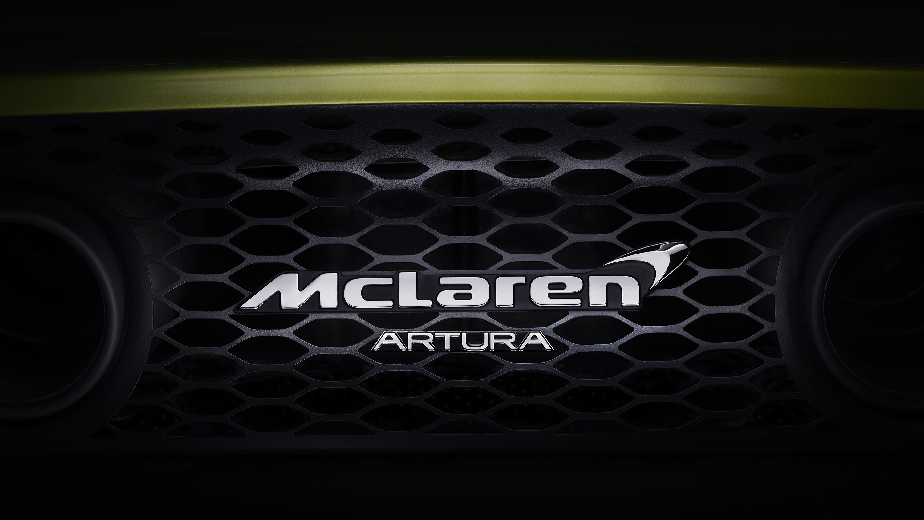 nameofnewmclarenhphsupercarrevealed02.jpg