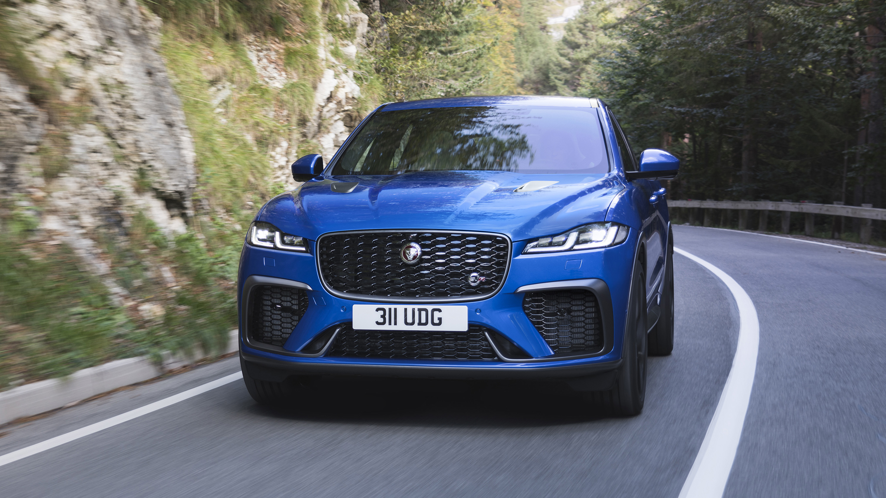 The Jaguar F Pace Svr Is Now 2mph Faster And 3 Slipperier Top Gear
