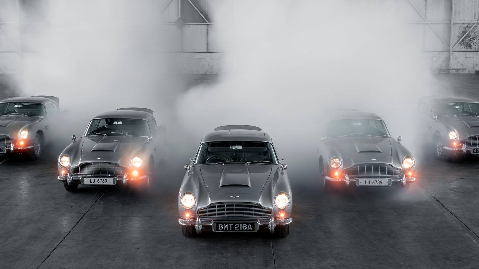 aston_martin_db5_goldfinger_continuation_04.jpg