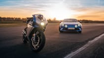mv_agusta_teams_up_with_motorsport_legend_alpine_for_superveloce_limited_edition_inspired_by_the_alpine_a110_101220_17h15_6.jpg