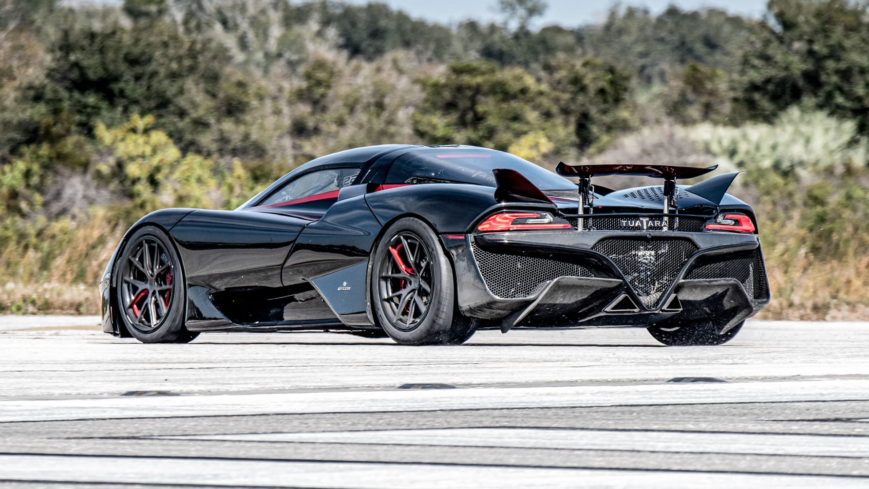 Бугатти SSC Tuatara