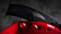 9._ferrari_575_gtc_stradale_-_classic_youngtimers_-_noel_van_bilsen.jpg