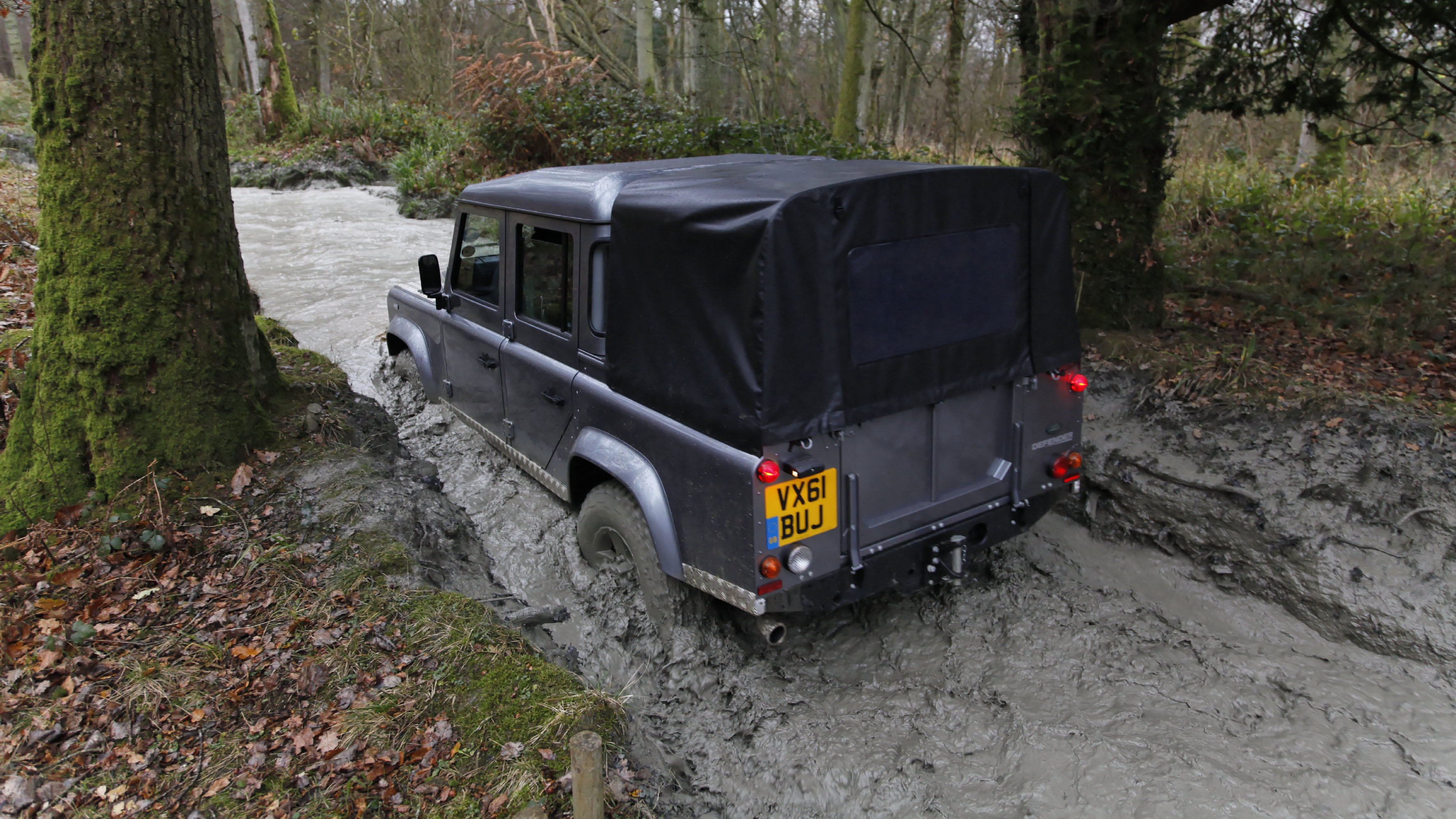 The Land Rover Defender pickup could make a comeback