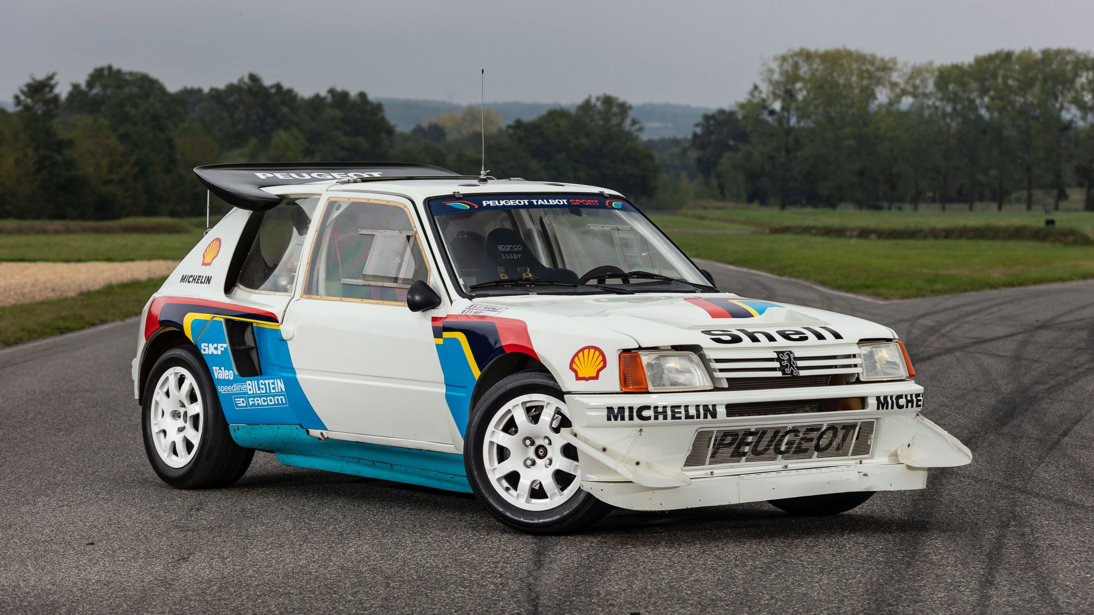 別冊CG: WHAT IS GROUP B? 最新の4WDラリーカーを探る / 古本