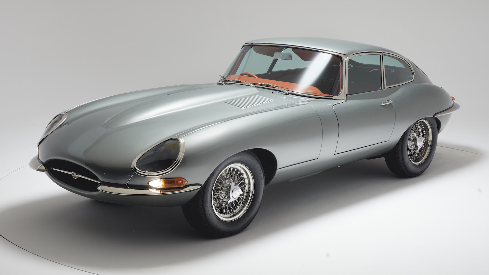 Helm's Series 1 Jaguar E-Type | Top Gear