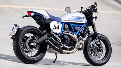 A motorbike. Duh