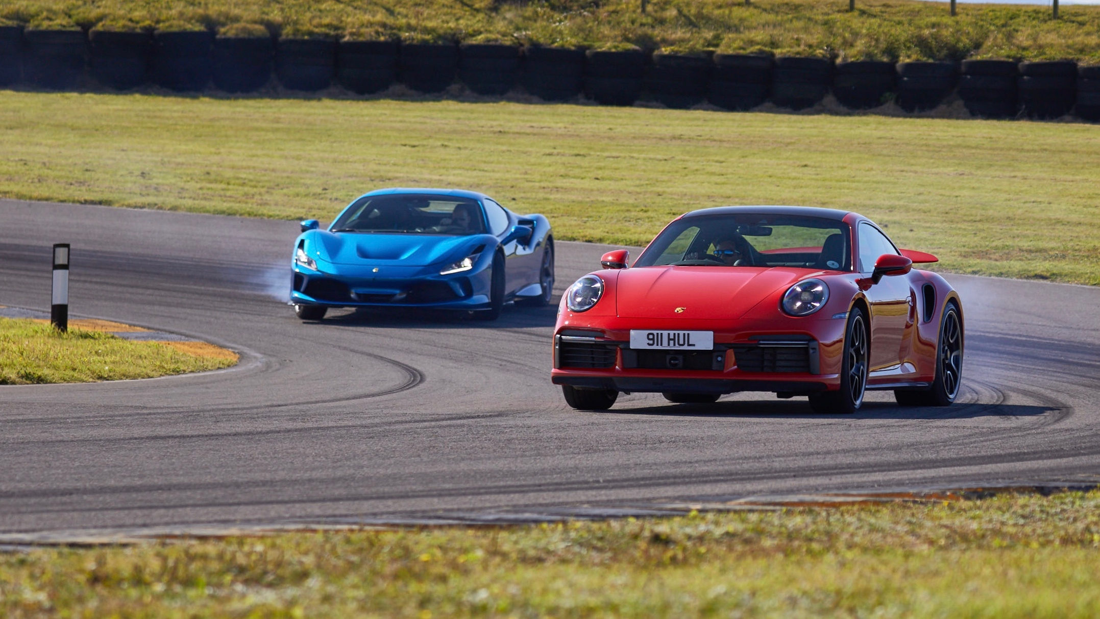 Vs Ferrari Vs Mclaren